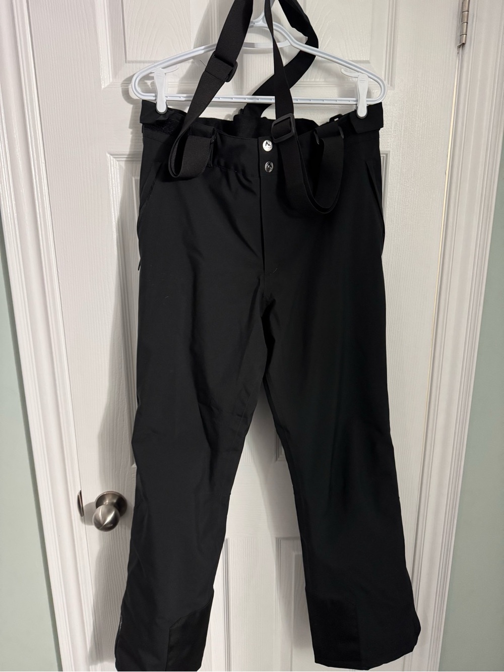 Women’s Black Snow Pants with Adjustable Suspenders Large